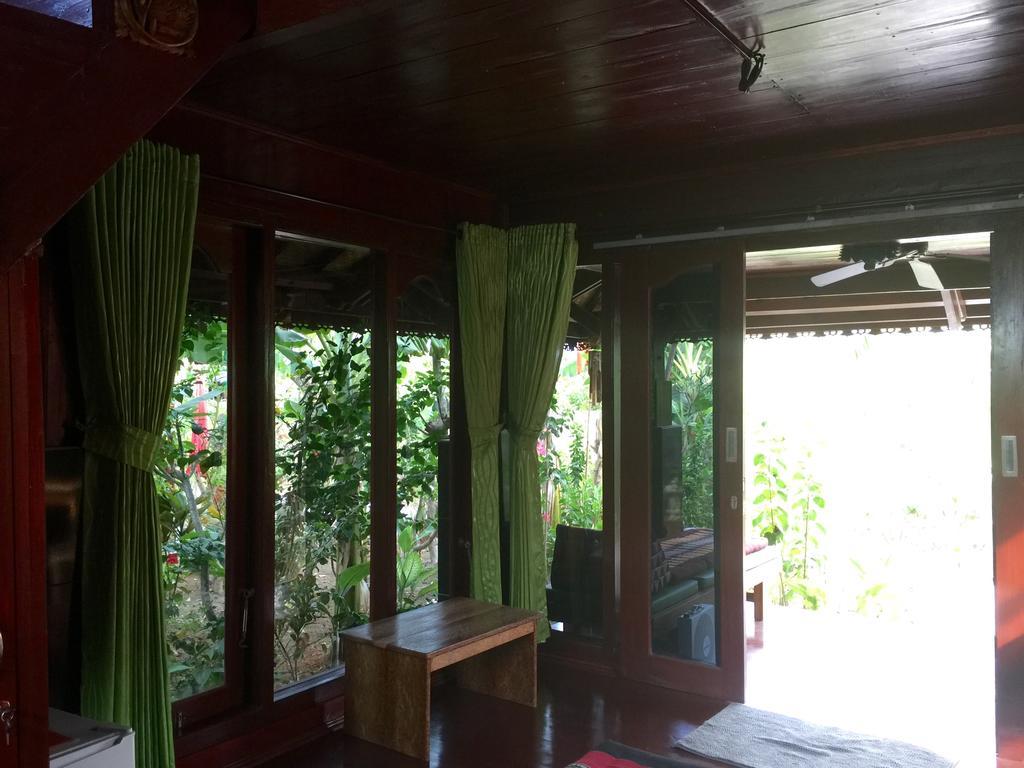 Mahogany Cottage ギリ島 部屋 写真