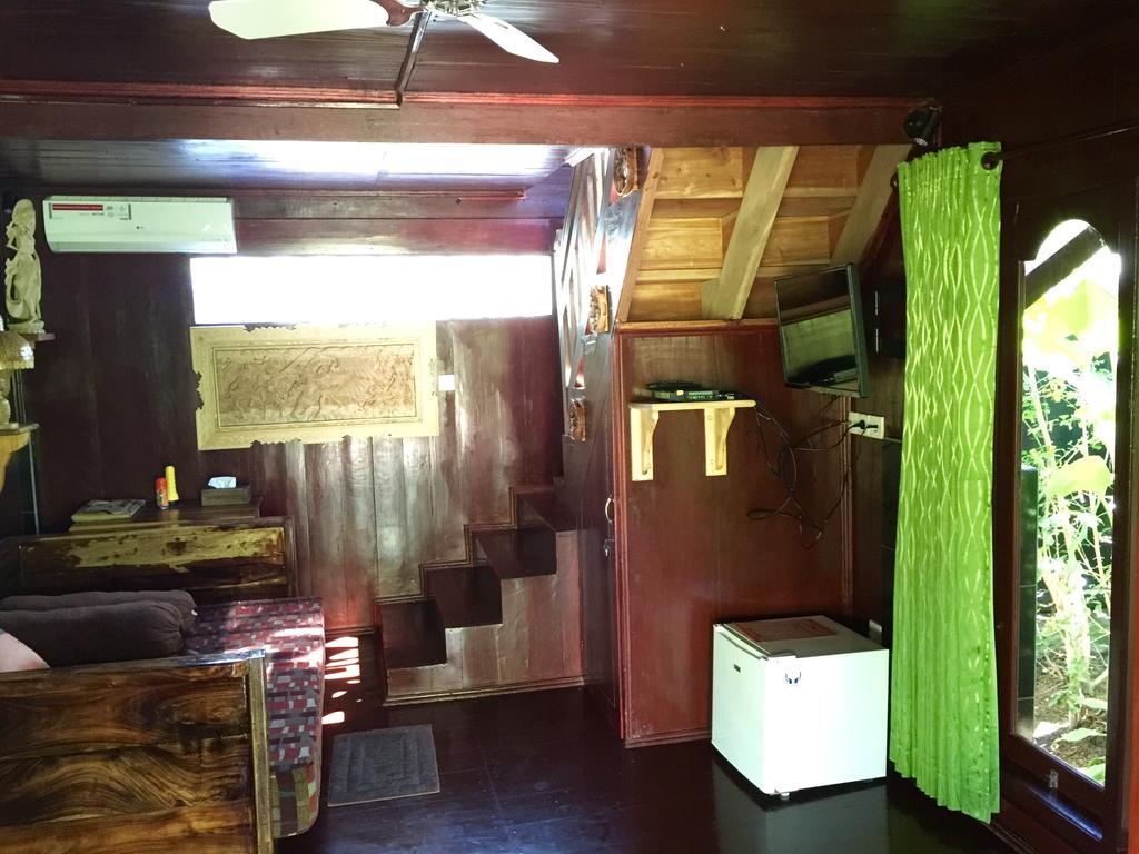 Mahogany Cottage ギリ島 エクステリア 写真